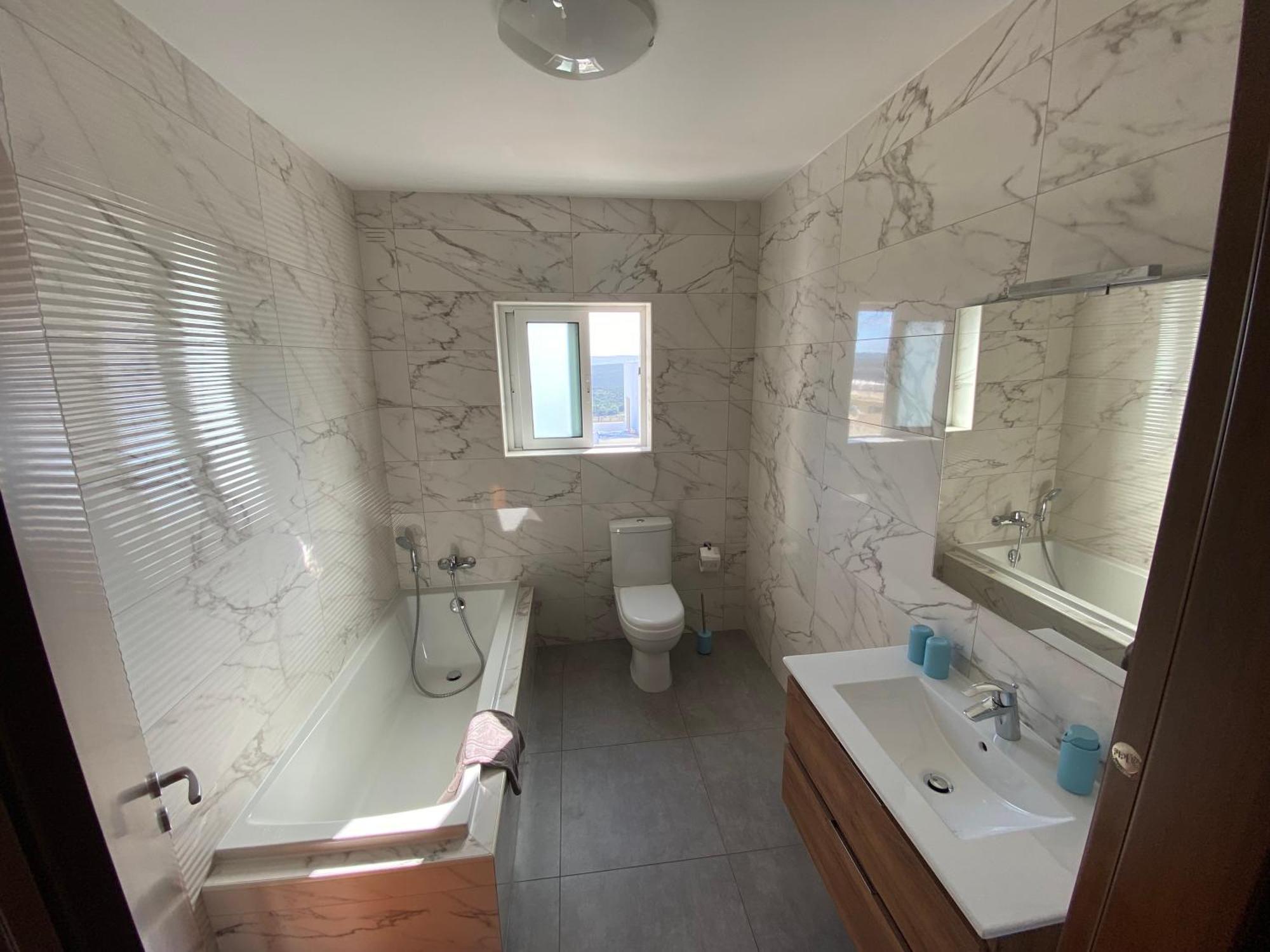 Sunshine Apartments Mellieha - Modern Two Bedroom Penthouse With Terrace Eksteriør bilde
